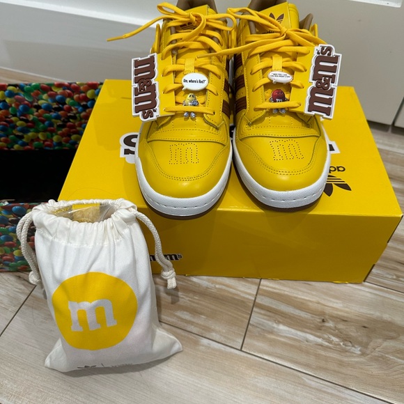 Forum 84 sneaker in this adidas Forum Low M& Ms. - Picture 2 of 9